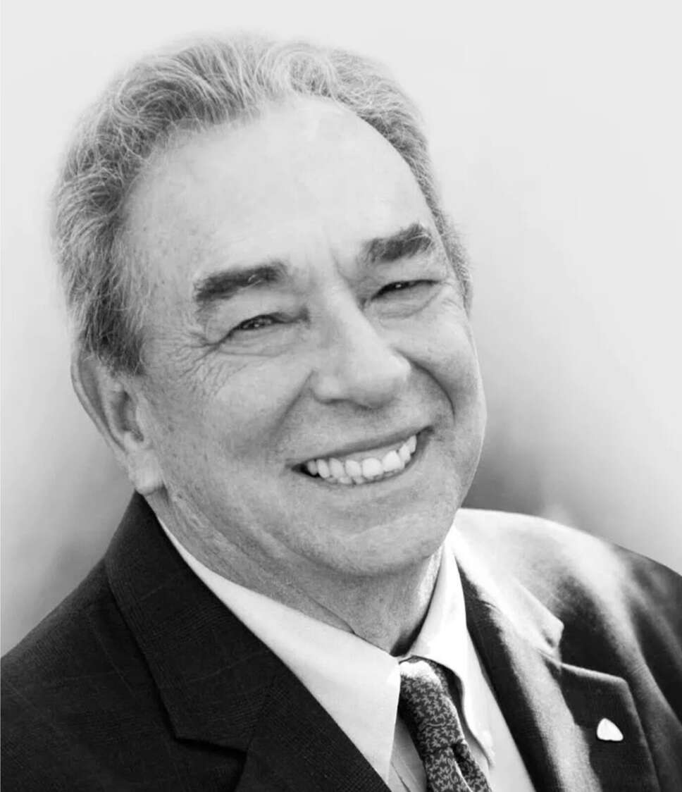 Dr. Robert Charles Sproul portrait photo